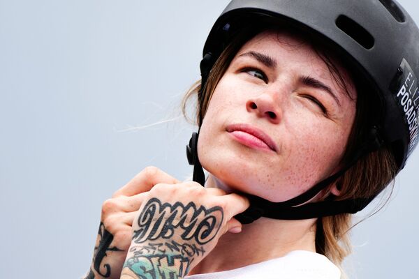 Vận động viên Nga, thành viên đội ROC Elizaveta Posadskikh tại cuộc thi đua xe đạp BMX Freestyle tại Thế vận hội Olympic mùa hè lần thứ XXXII - Sputnik Việt Nam