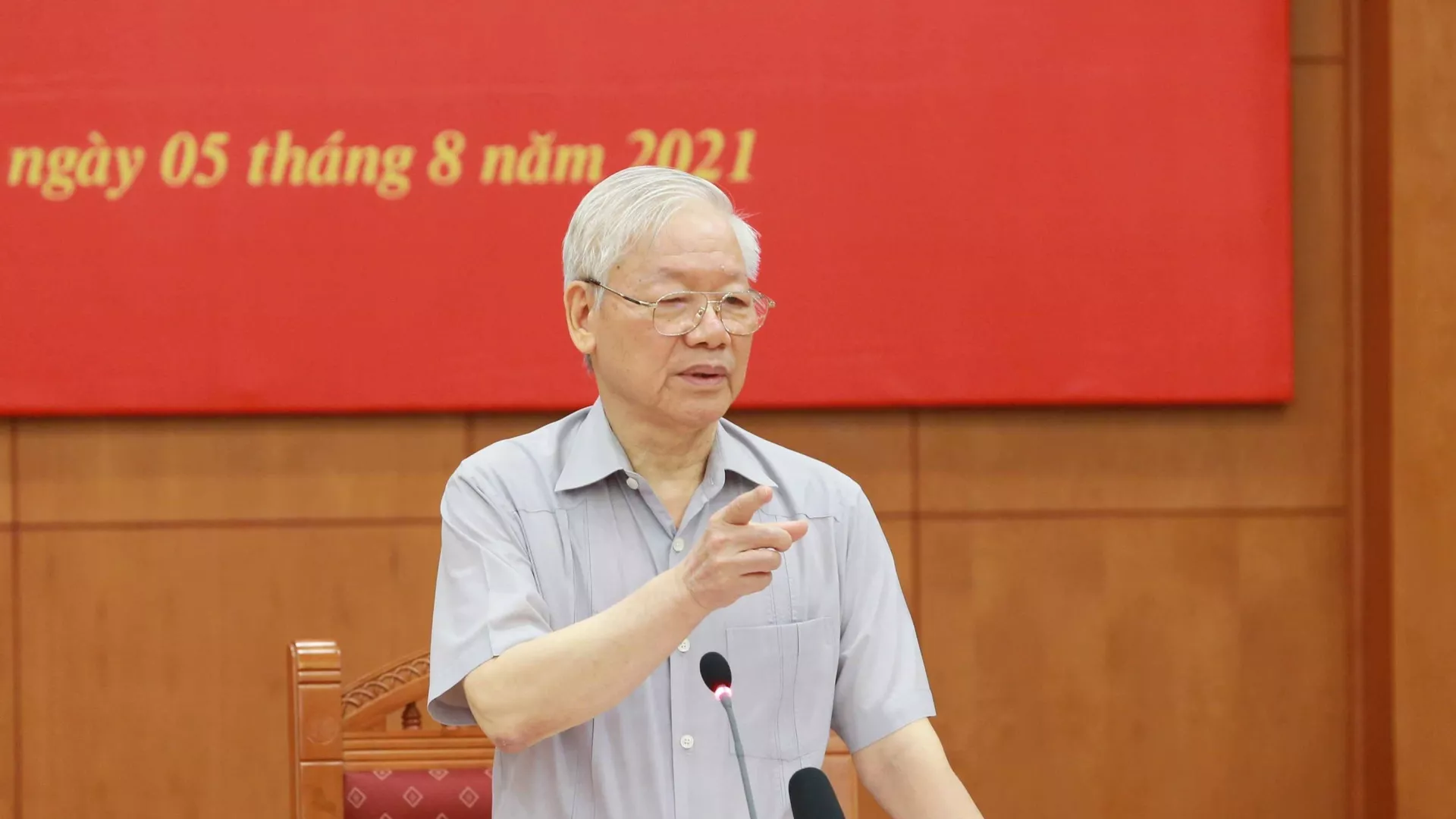 Tổng Bí thư Nguyễn Phú Trọng, Trưởng Ban Chỉ đạo phát biểu kết luận phiên họp. Tổng Bí thư Nguyễn Phú Trọng, Trưởng Ban Chỉ đạo phát biểu kết luận phiên họp. - Sputnik Việt Nam, 1920, 05.08.2021
