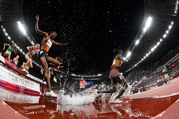 Chung kết cuộc thi chạy dành cho nữ tại Thế vận hội Olympic 2020 ở Tokyo - Sputnik Việt Nam