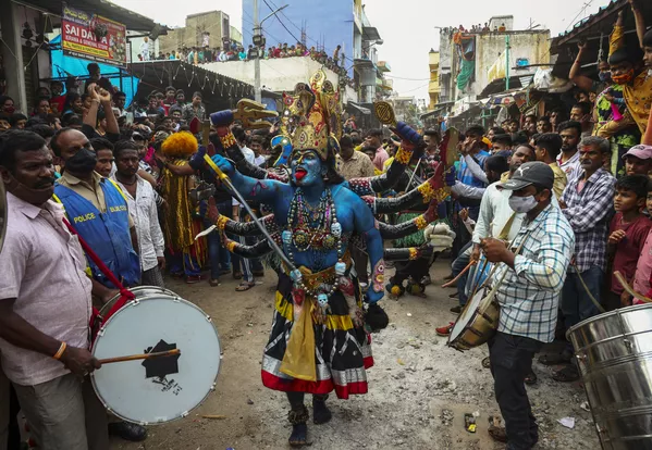 Lễ hội Bonalu ở Hyderabad, Ấn Độ Lễ hội Bonalu ở Hyderabad, Ấn Độ - Sputnik Việt Nam