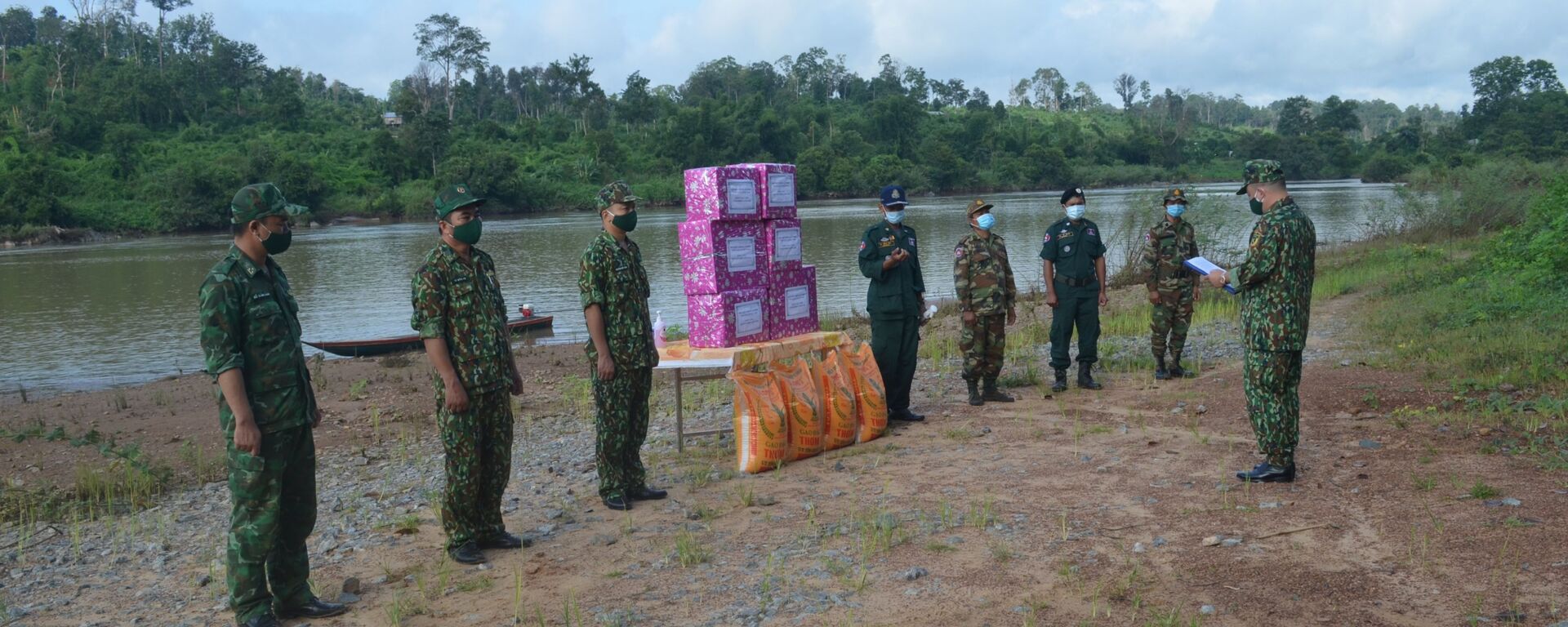 Gia Lai: Biên phòng Việt Nam - Campuchia tăng cường phối hợp công tác phòng, chống dịch COVID-19 - Sputnik Việt Nam, 1920, 23.08.2021