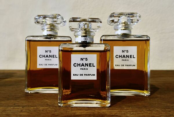 Nước hoa Chanel Nº5 - Sputnik Việt Nam