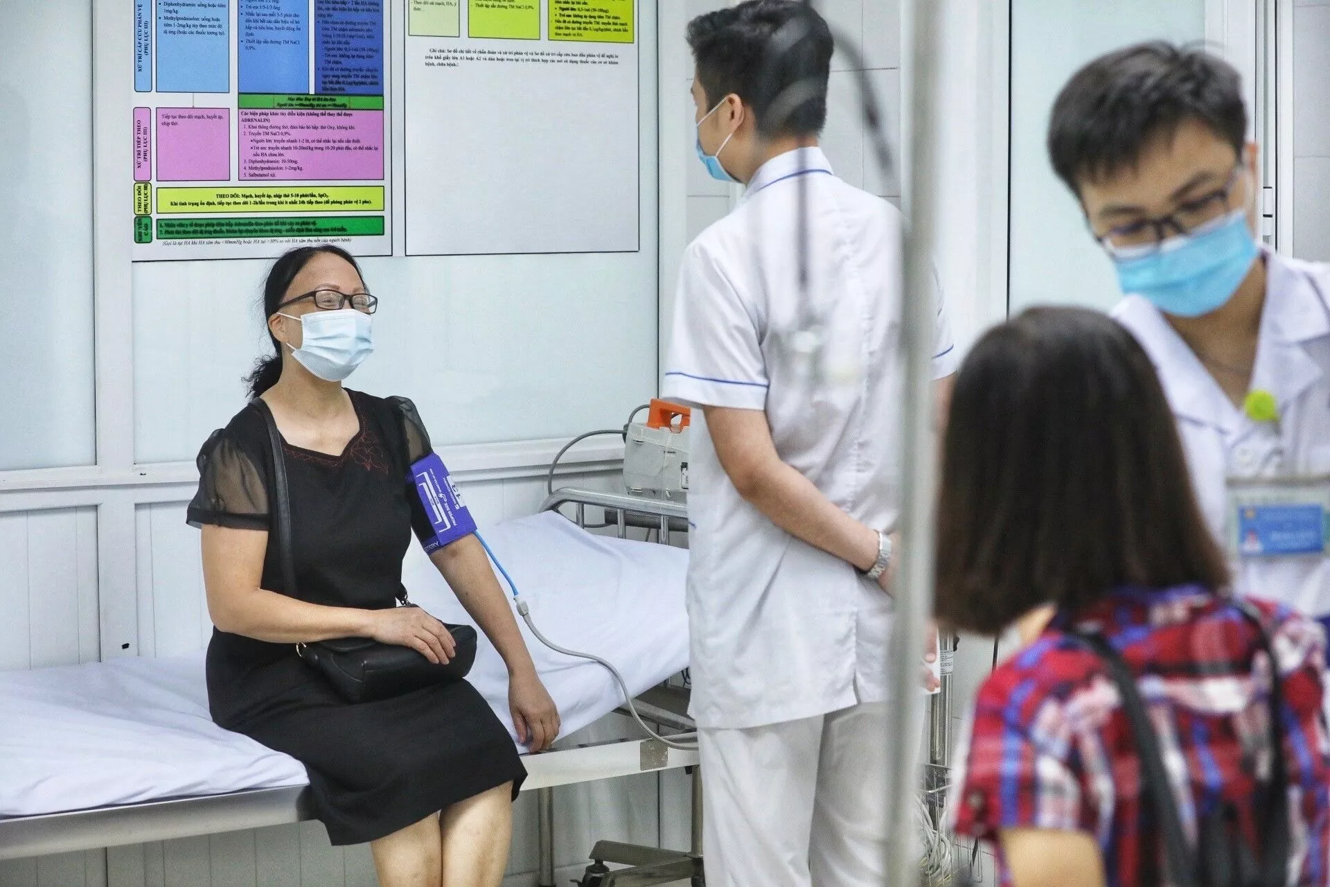 Khu vực theo dõi sau tiêm thử nghiệm giai đoạn 3 vaccine Nano Covax tại Học viện Quân y Khu vực theo dõi sau tiêm thử nghiệm giai đoạn 3 vaccine Nano Covax tại Học viện Quân y - Sputnik Việt Nam, 1920, 05.10.2021