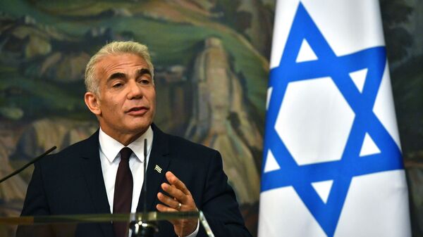 Bộ trưởng Ngoại giao Israel Yair Lapid trong một cuộc họp báo ở Moscow - Sputnik Việt Nam