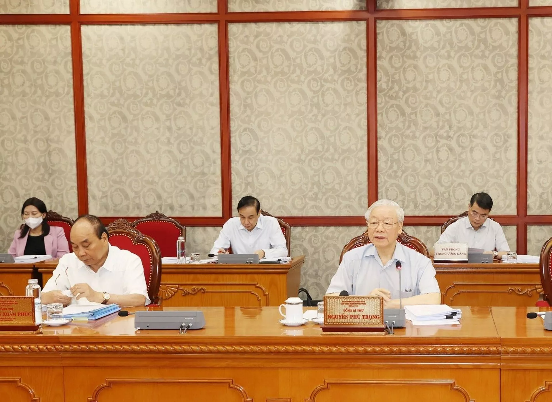 Tổng Bí thư Nguyễn Phú Trọng phát biểu kết luận cuộc họp Tổng Bí thư Nguyễn Phú Trọng phát biểu kết luận cuộc họp - Sputnik Việt Nam, 1920, 05.10.2021