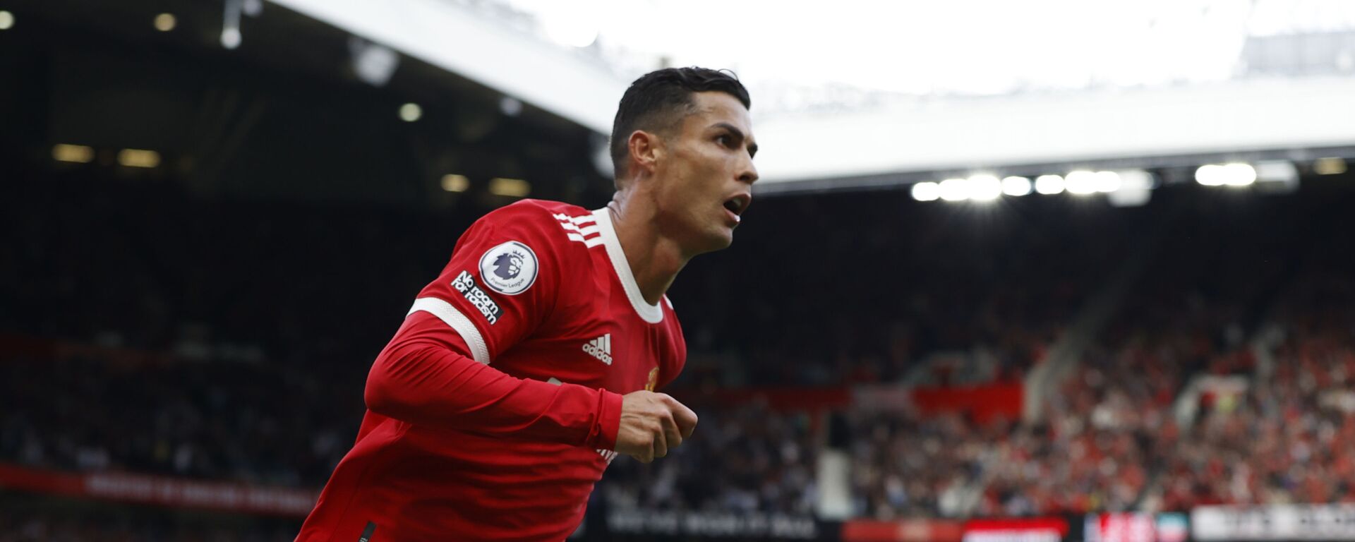 Cầu thủ của Manchester United, Cristiano Ronaldo trong trận đấu với Newcastle - Sputnik Việt Nam, 1920, 21.10.2021