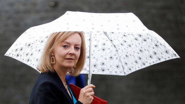 Tân Bộ trưởng Ngoại giao Vương quốc Anh Elizabeth Truss - Sputnik Việt Nam