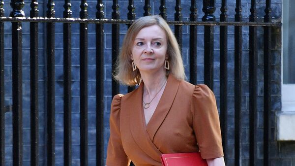 Tân Bộ trưởng Ngoại giao Vương quốc Anh Elizabeth Truss - Sputnik Việt Nam