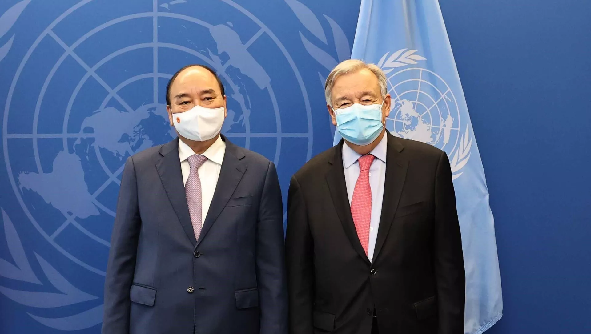 Chủ tịch nước Nguyễn Xuân Phúc gặp Tổng thư ký Liên hợp quốc Antonio Guterres