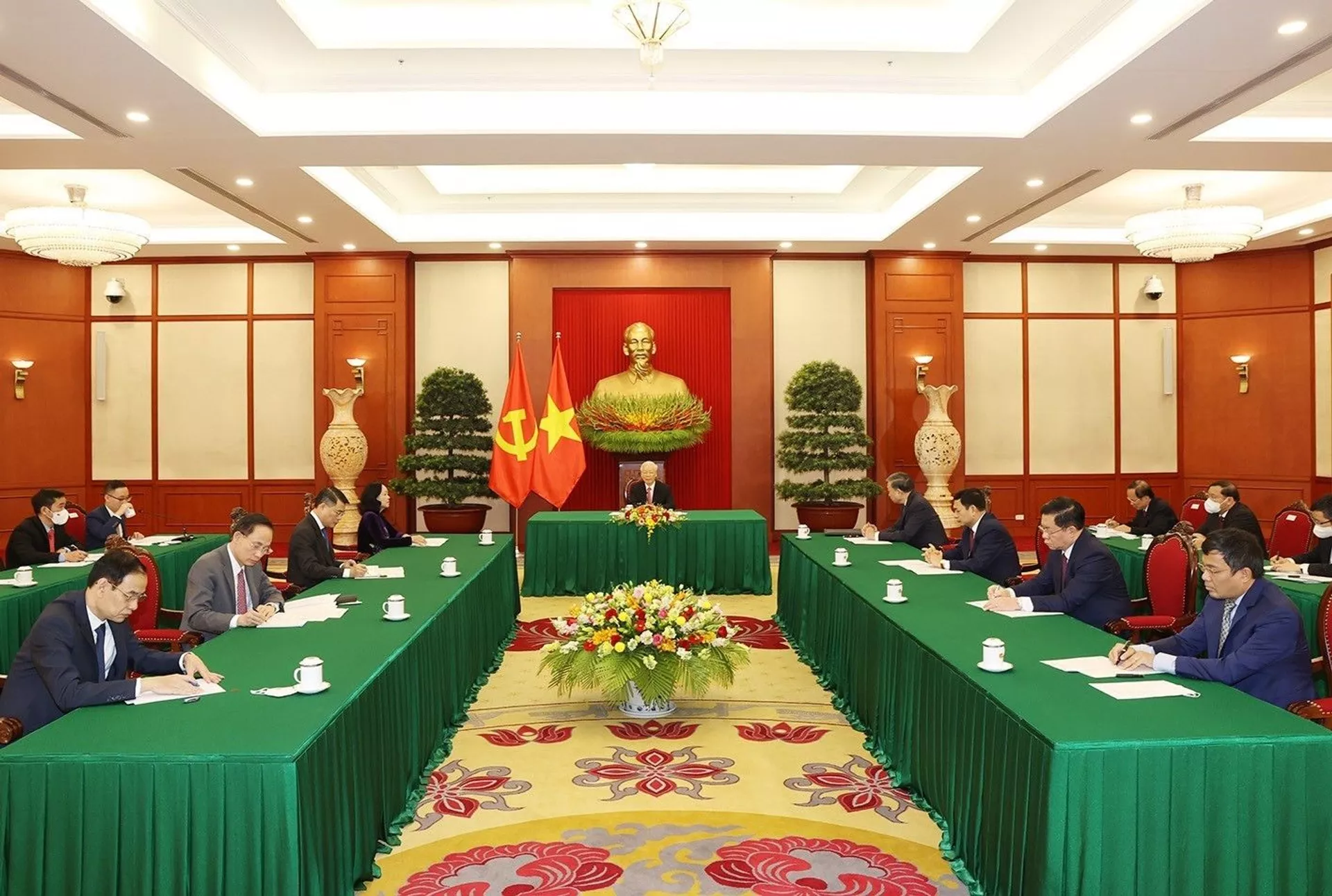 Tổng Bí thư Nguyễn Phú Trọng điện đàm với Tổng Bí thư, Chủ tịch nước Trung Quốc Tập Cận Bình. Tổng Bí thư Nguyễn Phú Trọng điện đàm với Tổng Bí thư, Chủ tịch nước Trung Quốc Tập Cận Bình. - Sputnik Việt Nam, 1920, 05.10.2021