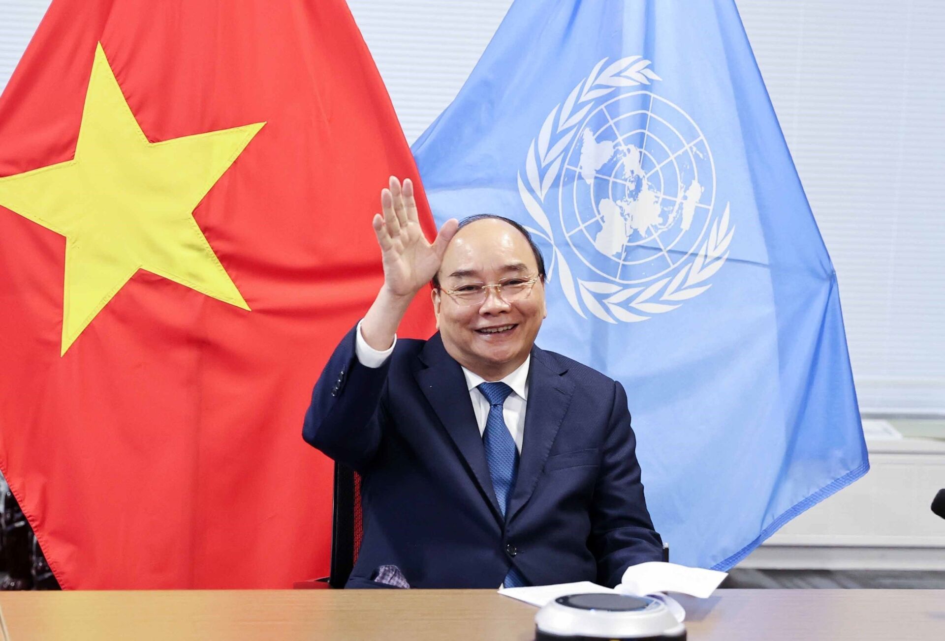 Chủ tịch nước Nguyễn Xuân Phúc gặp trực tuyến Tổng giám đốc IMF Kristalia Georgieva. - Sputnik Việt Nam, 1920, 05.10.2021