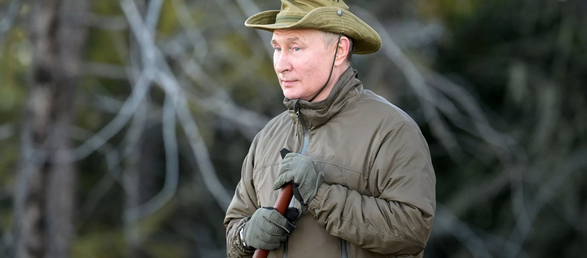 Trong thời gian kỳ nghỉ ở Siberia, Tổng thống Nga Vladimir Putin đã qua đêm giữa rừng taiga Trong thời gian kỳ nghỉ ở Siberia, Tổng thống Nga Vladimir Putin đã qua đêm giữa rừng taiga - Sputnik Việt Nam, 1920, 27.09.2021