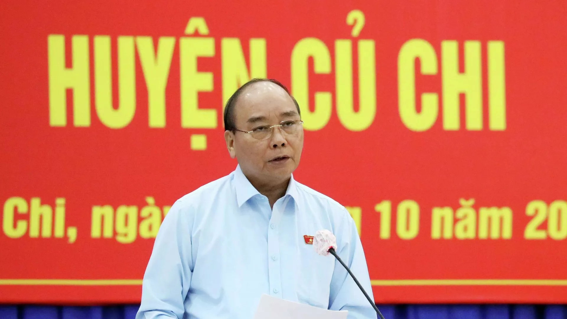 Chủ tịch nước Nguyễn Xuân Phúc phát biểu tại điểm cầu thị trấn Củ Chi Chủ tịch nước Nguyễn Xuân Phúc phát biểu tại điểm cầu thị trấn Củ Chi - Sputnik Việt Nam, 1920, 11.10.2021