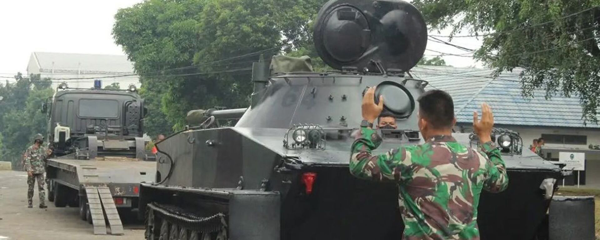 Xe tăng PT-76 trong cuộc tập trận của quân đội Indonesia - Sputnik Việt Nam, 1920, 15.10.2021