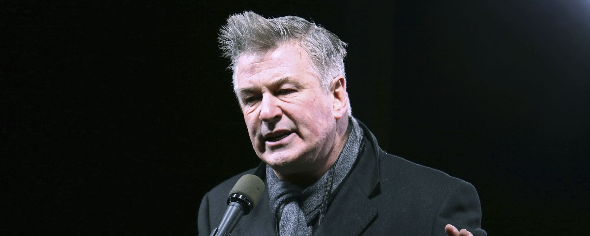 Nam diễn viên Alec Baldwin - Sputnik Việt Nam, 1920, 22.10.2021