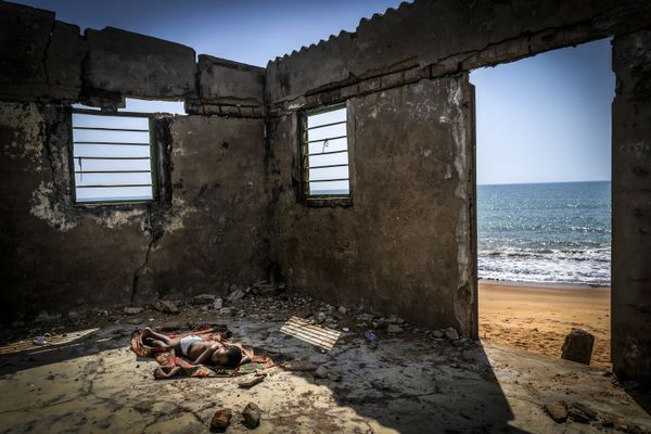 Ảnh «The Rising Tide Sons» (2019) của Antonio Aragon Renuncio, chiến thắng trong cuộc thi The Environmental Photographer of the Year 2021 - Sputnik Việt Nam