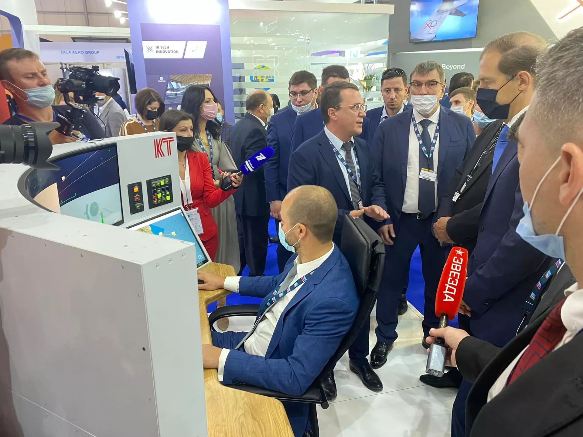 Gian hàng của công ty Kronstadt tại Dubai Airshow 2021 Gian hàng của công ty Kronstadt tại Dubai Airshow 2021 - Sputnik Việt Nam, 1920, 16.11.2021