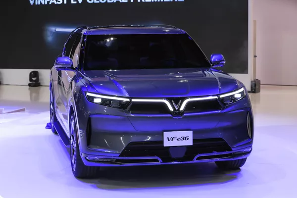 VF e35 và e36 chính thức được ra mắt tại Sự kiện Triển lãm Los Angeles Auto Show 2021 VF e35 và e36 chính thức được ra mắt tại Sự kiện Triển lãm Los Angeles Auto Show 2021 - Sputnik Việt Nam