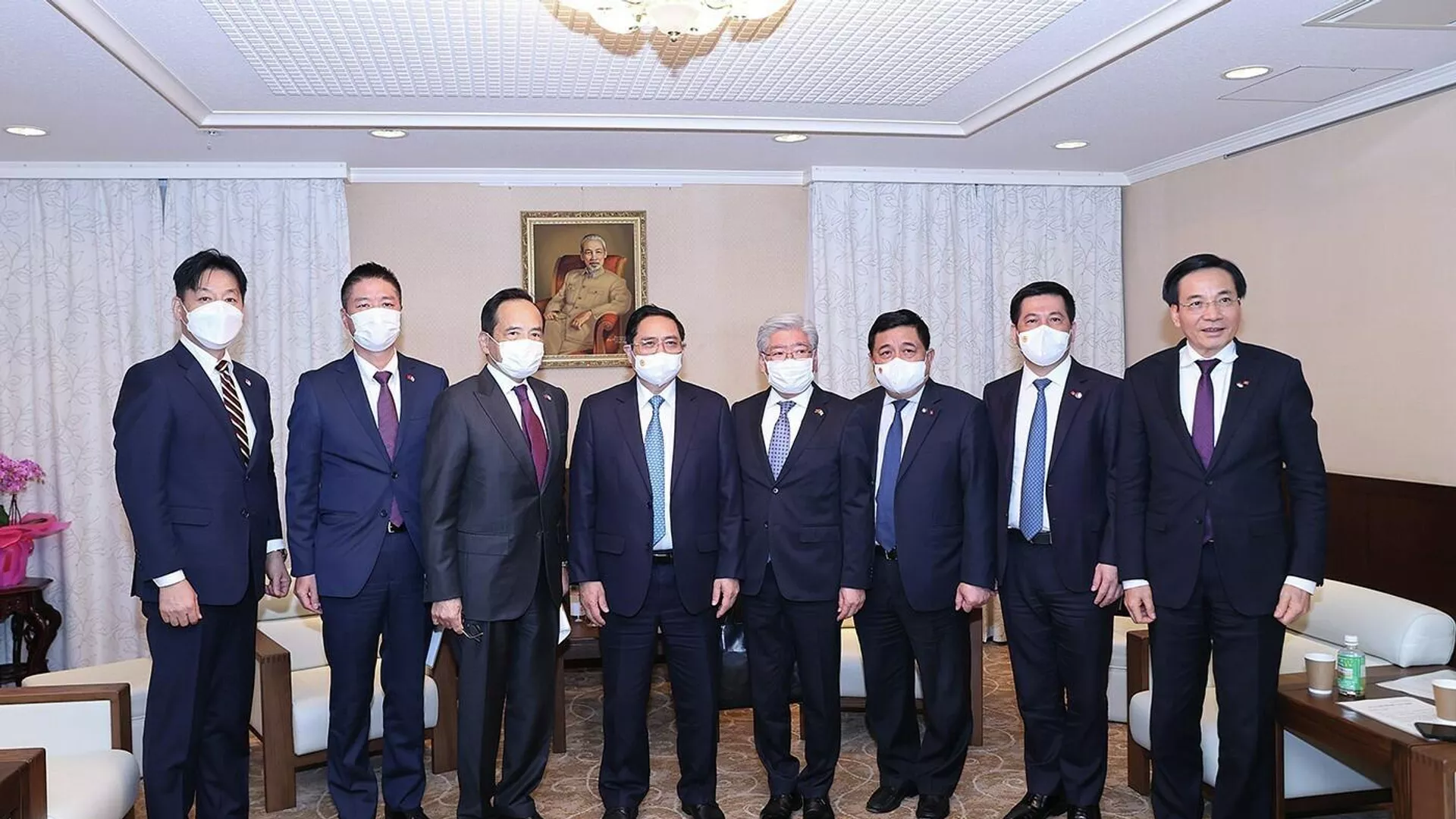 Thủ tướng Phạm Minh Chính tiếp một số doanh nghiệp Nhật Bản đầu tư tại Việt Nam Thủ tướng Phạm Minh Chính tiếp một số doanh nghiệp Nhật Bản đầu tư tại Việt Nam - Sputnik Việt Nam, 1920, 24.11.2021