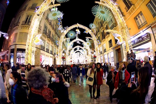 Ánh sáng Giáng sinh ở Malaga - Sputnik Việt Nam