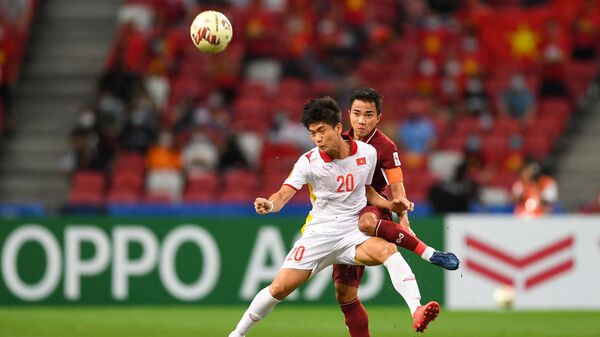 Trận đấu bóng đá giữa đội tuyển Việt Nam và Thái Lan tại AFF Suzuki Cup 2020 - Sputnik Việt Nam