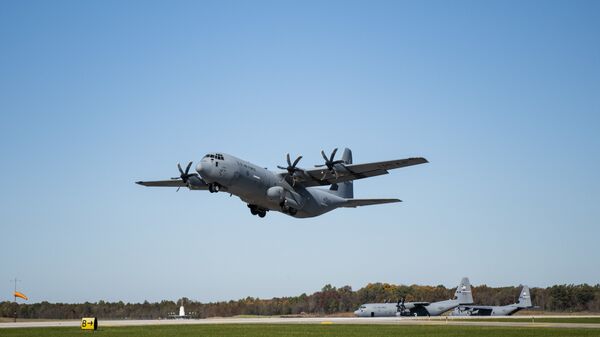 Máy bay vận tải quân sự Mỹ C-130J Super Hercules - Sputnik Việt Nam