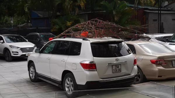 Sau ngày làm việc cuối cùng của năm, người chuẩn bị về quê ăn Tết Sau ngày làm việc cuối cùng của năm, người chuẩn bị về quê ăn Tết - Sputnik Việt Nam