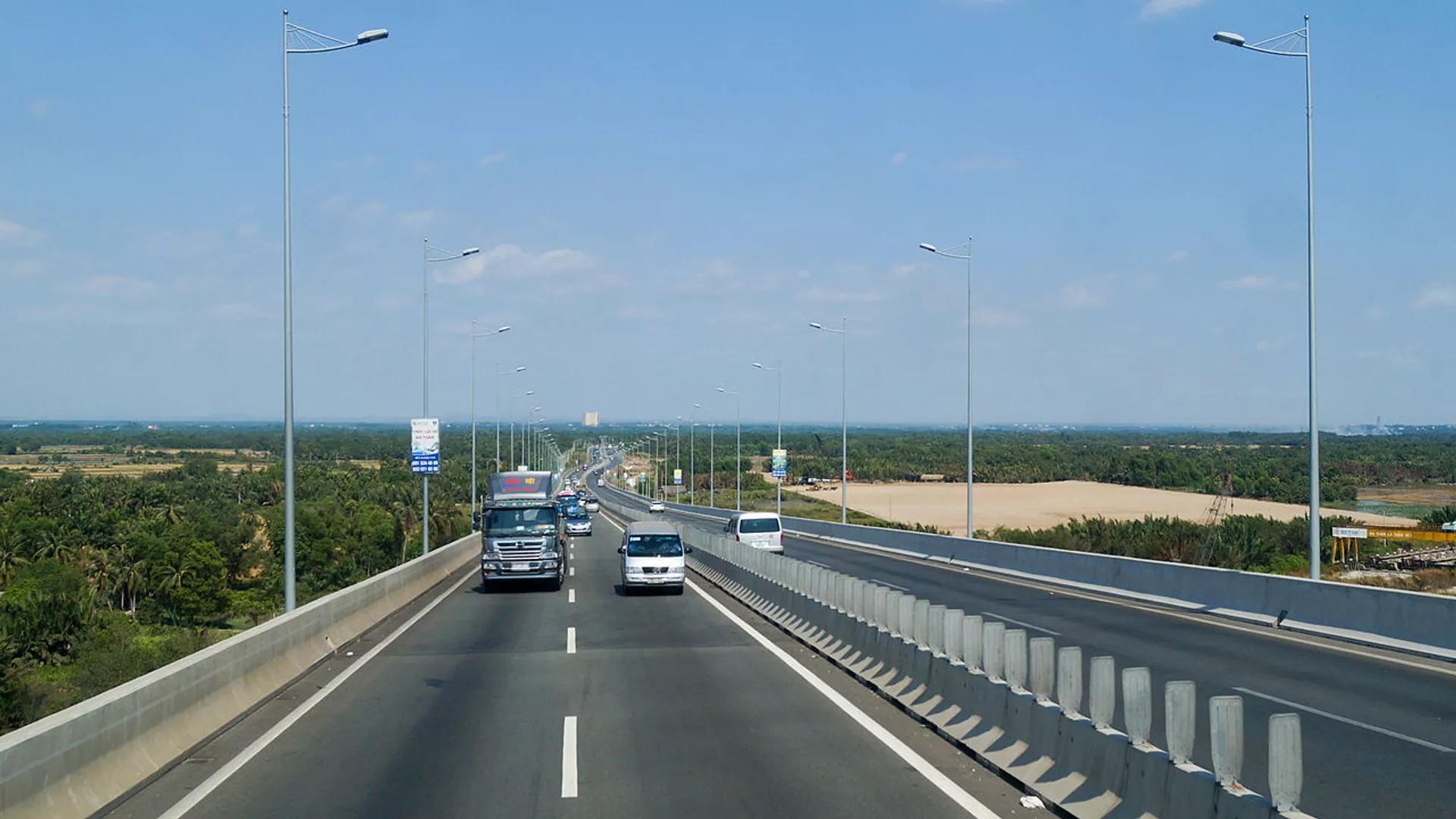 Cầu Long Thành, Đường cao tốc TP.HCM - Long Thành - Dầu Giây.