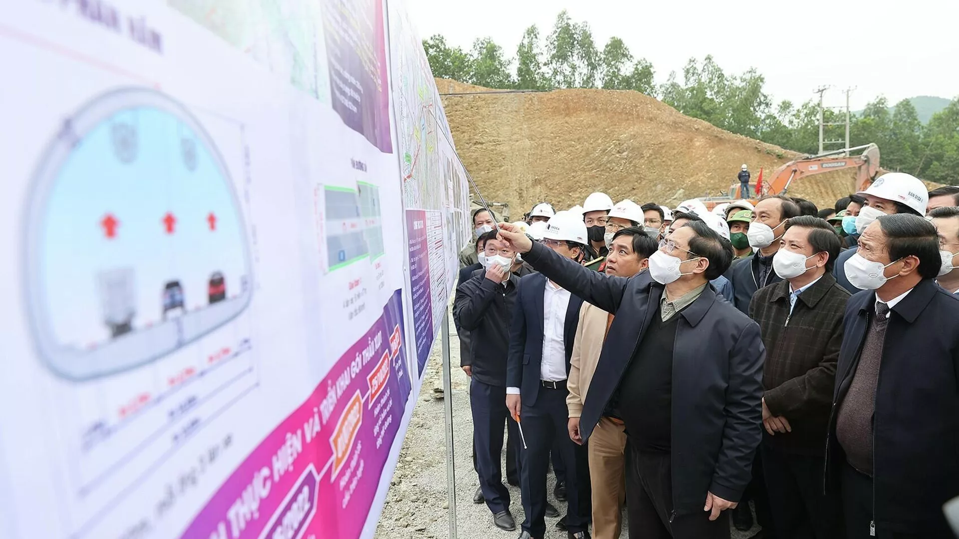 hủ tướng Phạm Minh Chính kiểm tra tiến độ thi công cao tốc Bắc - Nam phía Đông đoạn Nghi Sơn-Diễn Châu hủ tướng Phạm Minh Chính kiểm tra tiến độ thi công cao tốc Bắc - Nam phía Đông đoạn Nghi Sơn-Diễn Châu - Sputnik Việt Nam, 1920, 04.02.2022