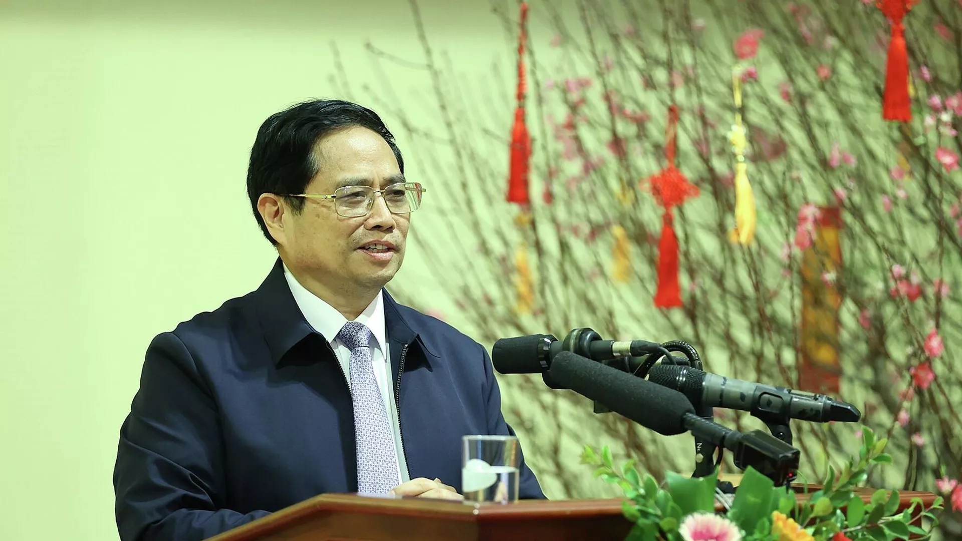 Thủ tướng Phạm Minh Chính chúc Tết và giao nhiệm vụ cho ngành Ngân hàng Thủ tướng Phạm Minh Chính chúc Tết và giao nhiệm vụ cho ngành Ngân hàng - Sputnik Việt Nam, 1920, 08.02.2022