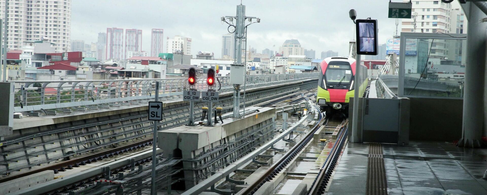 Tuyến đường sắt Nhổn - ga Hà Nội có chiều dài 12,5km, gồm 8,5km đi trên cao và 4km đi ngầm.  - Sputnik Việt Nam, 1920, 29.03.2022