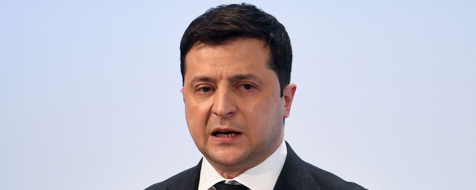 Tổng thống Ukraine Volodymyr Zelensky - Sputnik Việt Nam, 1920, 26.02.2022