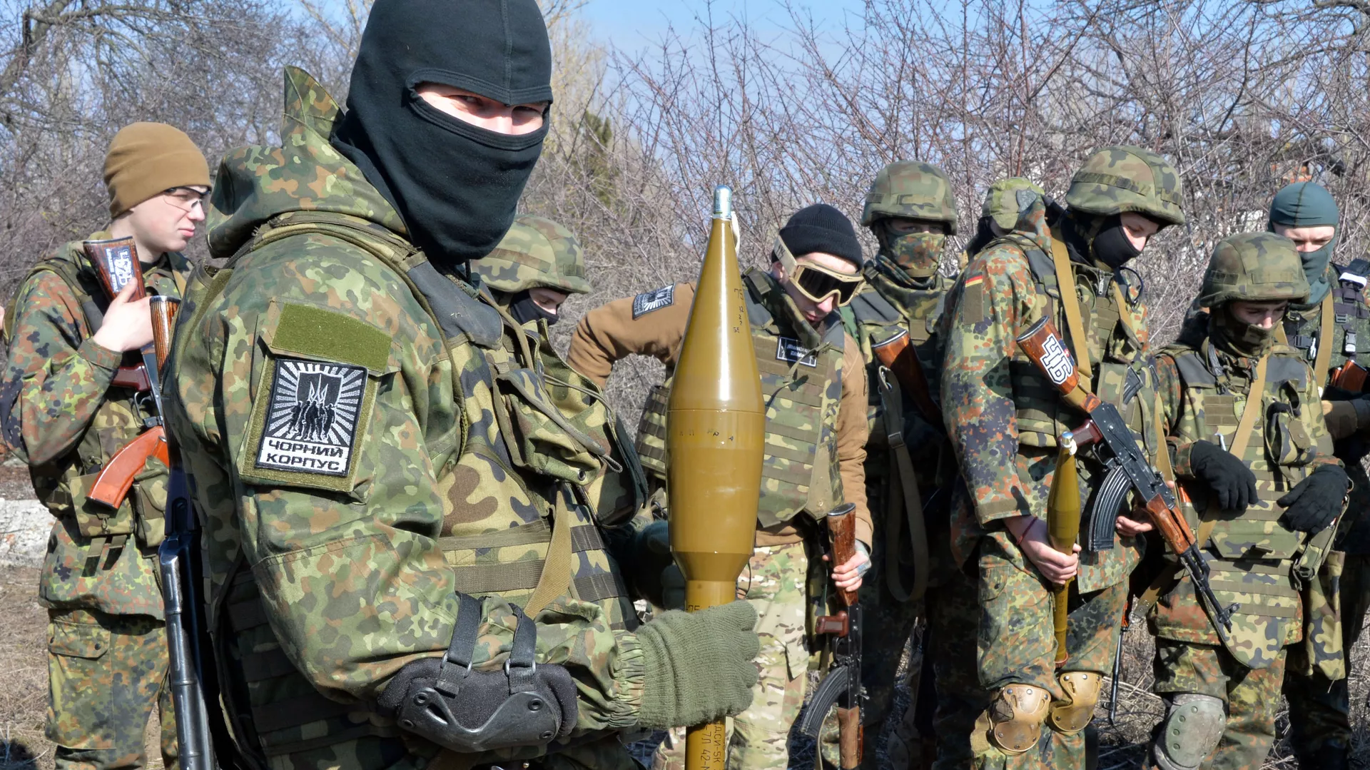 Binh lính của tiểu đoàn Ukraina Azov - Sputnik Việt Nam, 1920, 03.03.2022