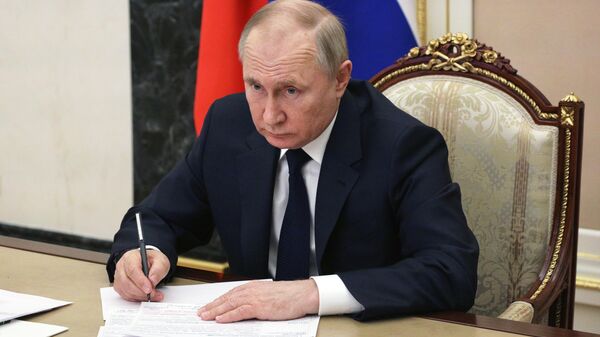 Tổng thống Nga Vladimir Putin đã tổ chức một cuộc họp với các thành viên của chính phủ Nga - Sputnik Việt Nam