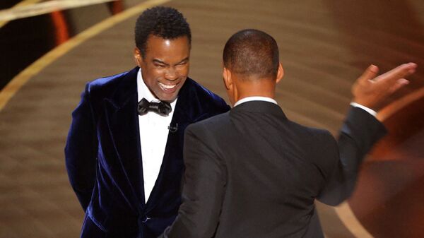 Nam diễn viên Will Smith tát người dẫn chương trình giải Oscar Chris Rock - Sputnik Việt Nam