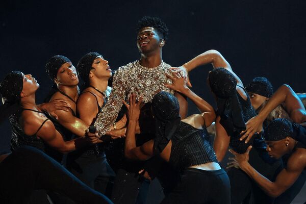 Ca sĩ Lil Nas X tại lễ trao giải âm nhạc Grammy ở Las Vegas - Sputnik Việt Nam