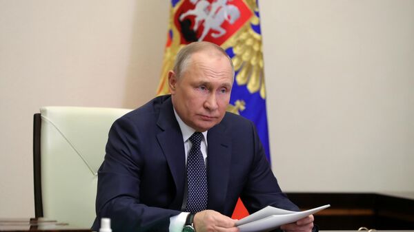 Ngày 31 tháng 3 năm 2022. Tổng thống Nga Vladimir Putin tiến hành hội nghị video trực tuyến về nội dung phát triển vận tải hàng không và chế tạo máy bay. - Sputnik Việt Nam