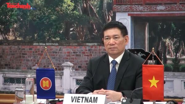 Ông Hồ Đức Phớc - Sputnik Việt Nam