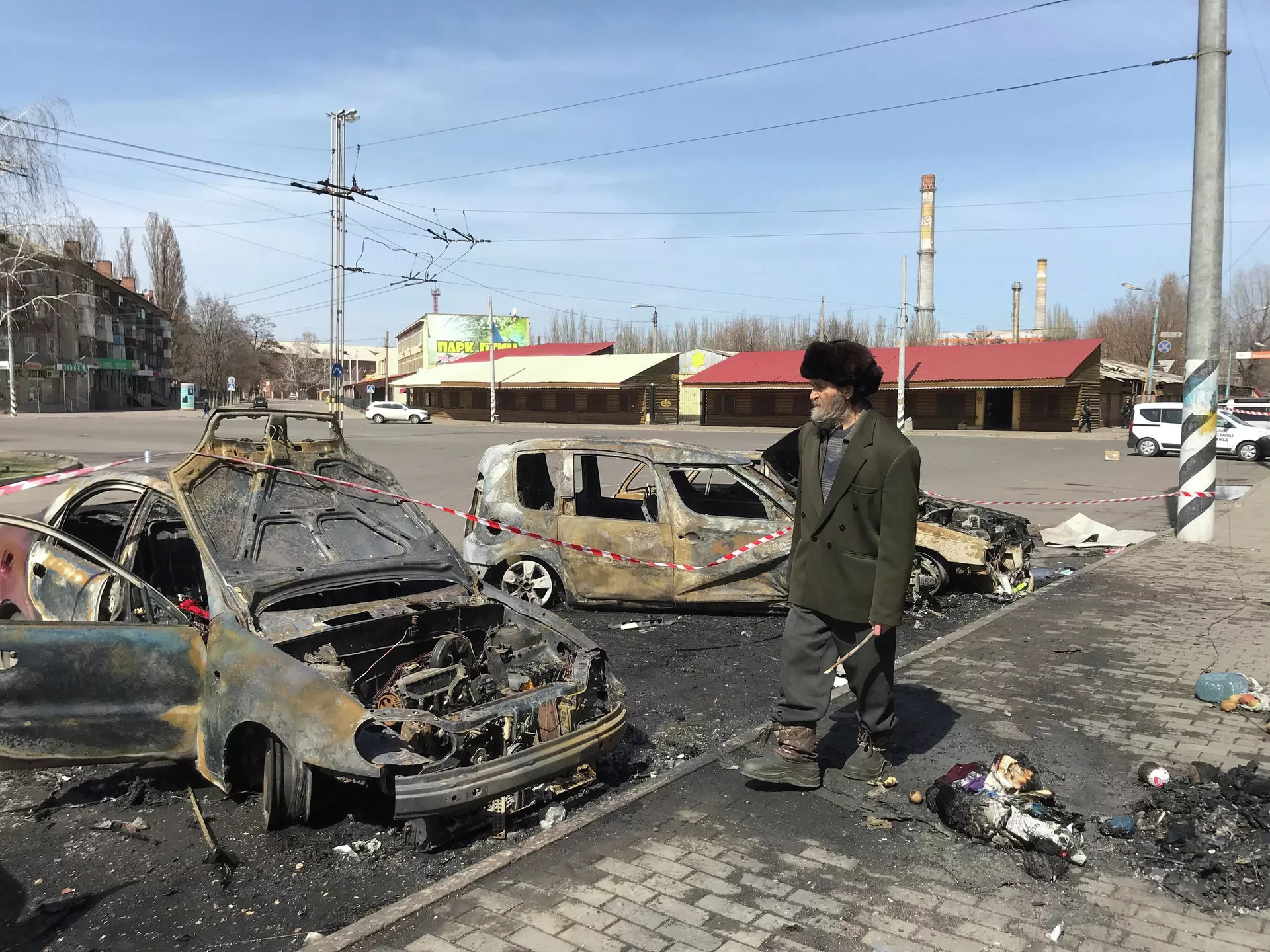 Hậu quả của cuộc pháo kích vào Kramatorsk của quân đội Ukraina bằng tên lửa Tochka-U - Sputnik Việt Nam, 1920, 15.04.2022