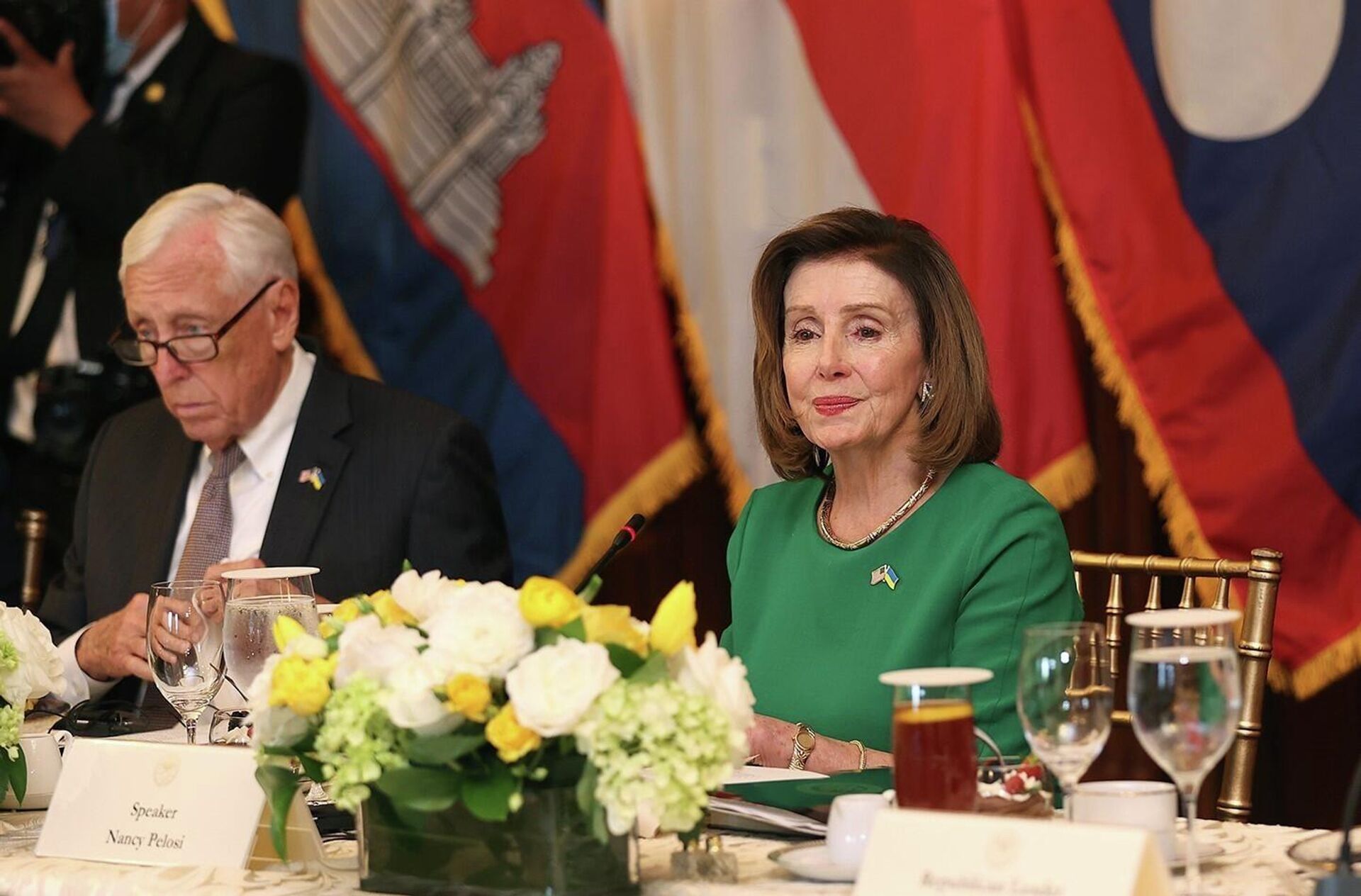 Chủ tịch Hạ viện Pelosi phát biểu tại buổi chiêu đãi các lãnh đạo ASEAN. - Sputnik Việt Nam, 1920, 13.05.2022