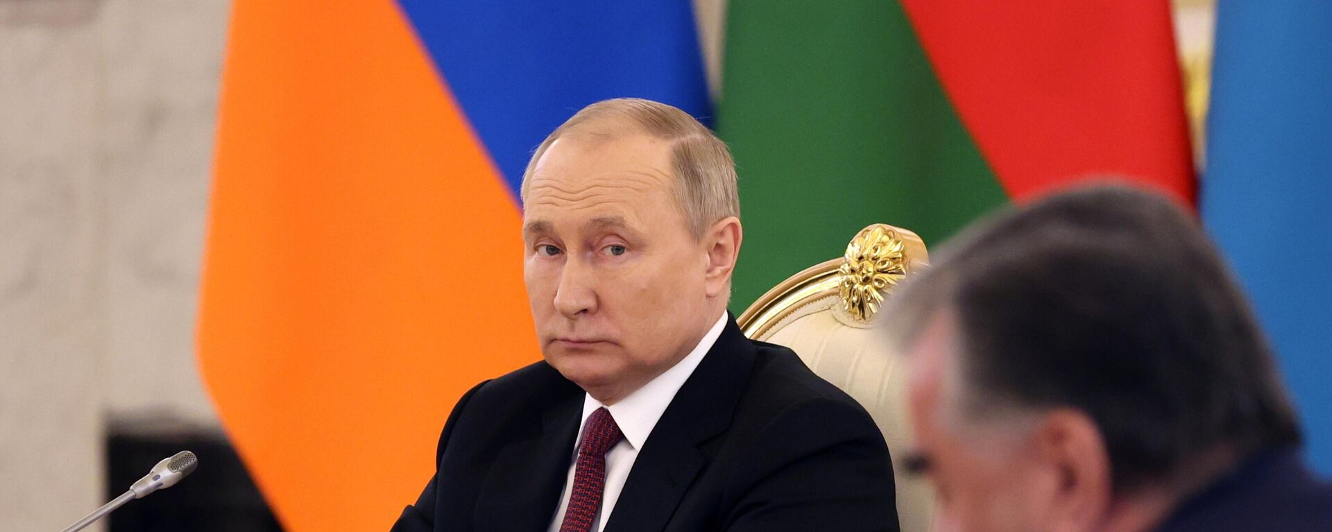 Tổng thống Liên bang Nga Vladimir Putin tham dự cuộc gặp với lãnh đạo các nước thành viên CSTO - Sputnik Việt Nam, 1920, 16.05.2022