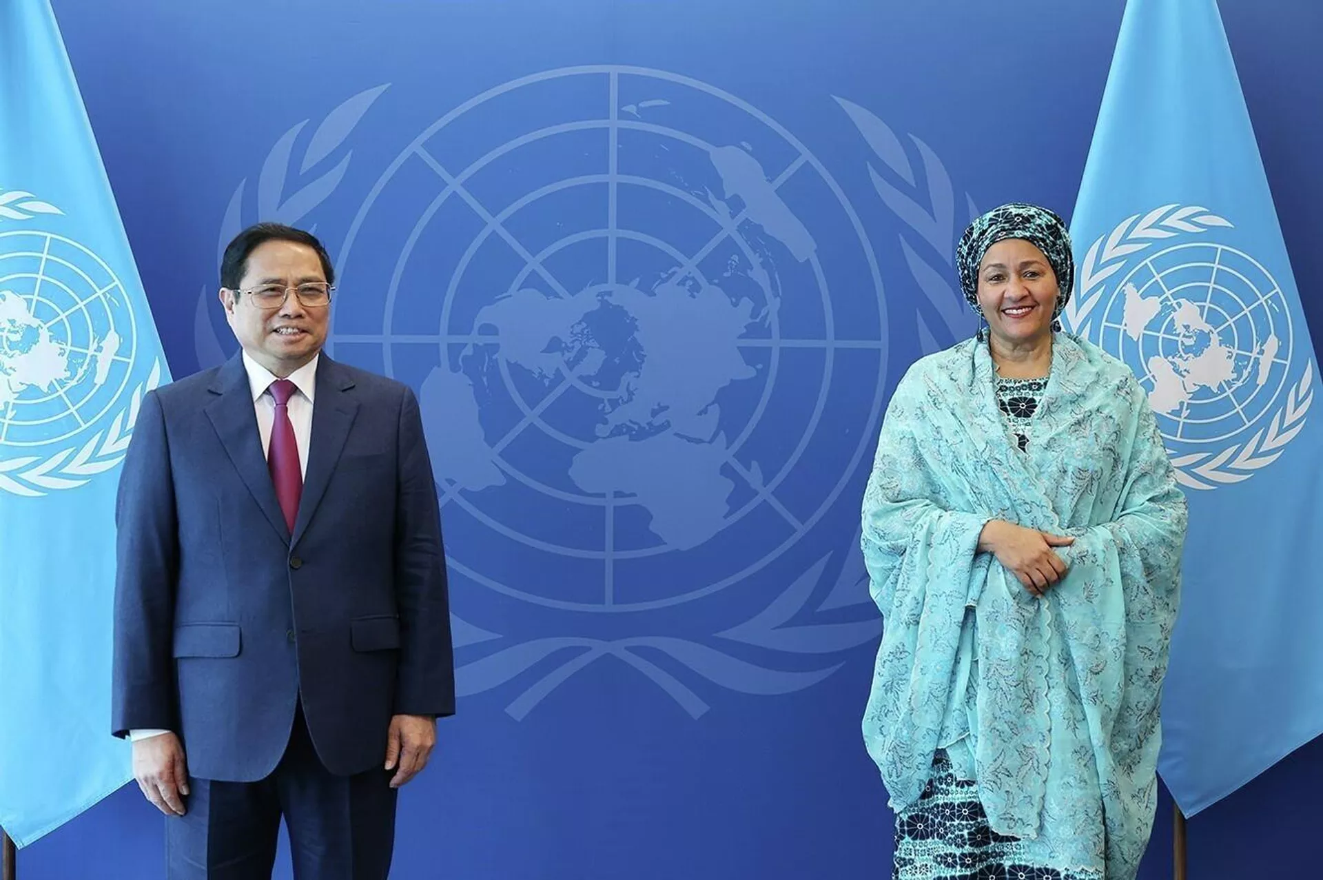 Thủ tướng Phạm Minh Chính gặp Phó Tổng Thư ký LHQ Amina J. Mohamed
Thủ tướng Phạm Minh Chính gặp Phó Tổng Thư ký LHQ Amina J. Mohamed
- Sputnik Việt Nam, 1920, 17.05.2022
