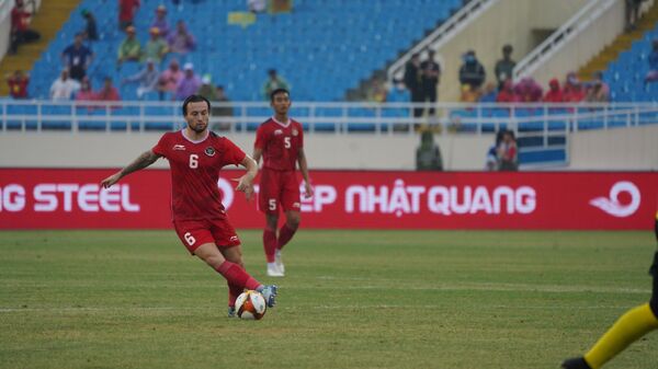 Trận đấu tranh HCĐ giữa U23 Indonesia - U23 Malaysia tại SEA Games 31 - Sputnik Việt Nam