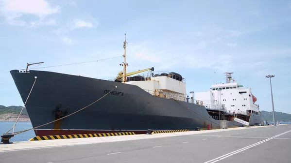 Tàu chở dầu cỡ trung “Pechenga” - Sputnik Việt Nam