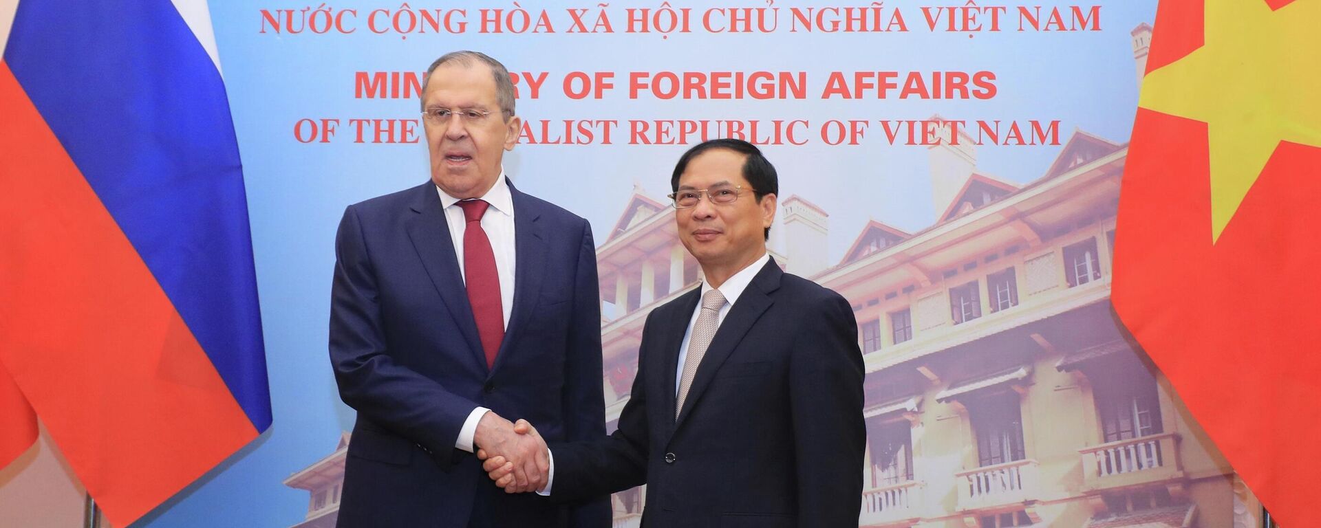 Bộ trưởng Ngoại giao Bùi Thanh Sơn hội đàm với Bộ trưởng Ngoại giao Nga Sergei Lavrov - Sputnik Việt Nam, 1920, 06.07.2022