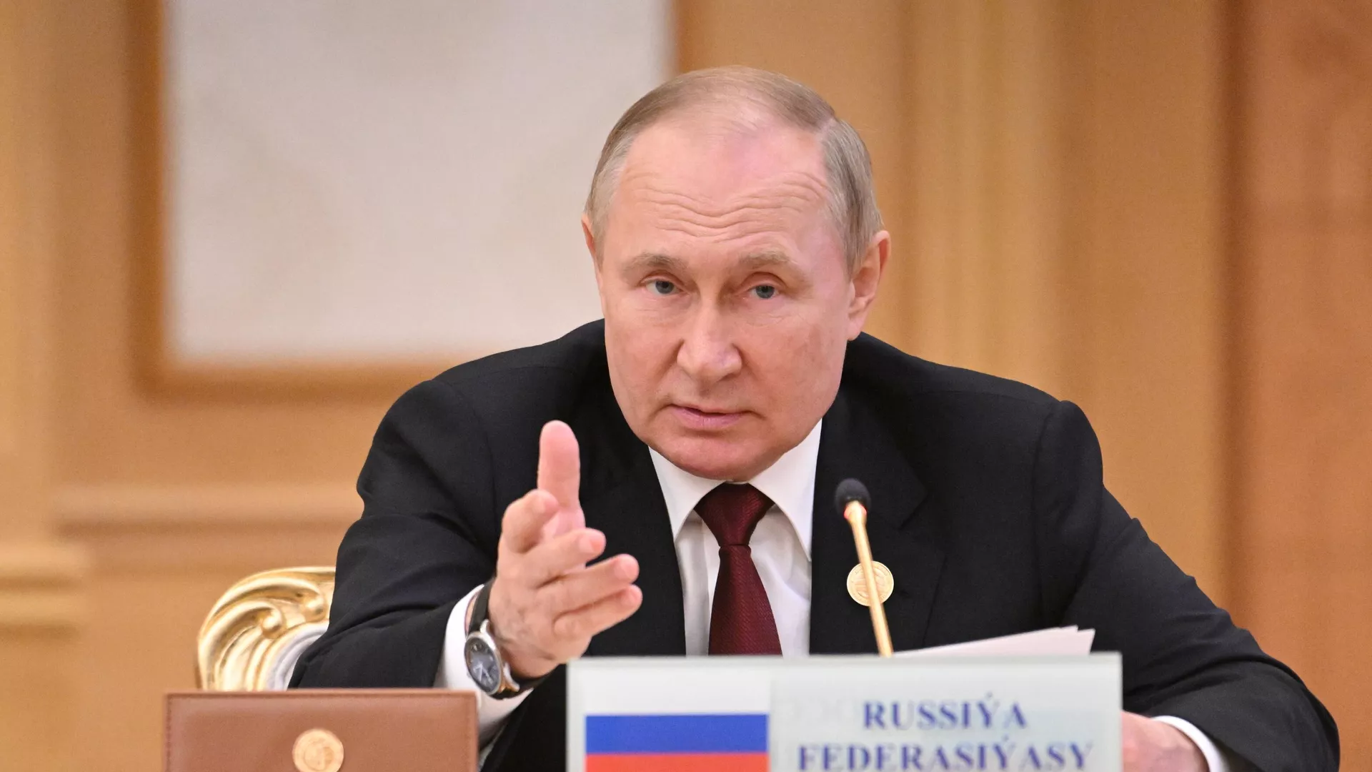 Tổng thống Vladimir Putin tham dự Hội nghị thượng đỉnh Caspi lần thứ sáu - Sputnik Việt Nam, 1920, 01.07.2022