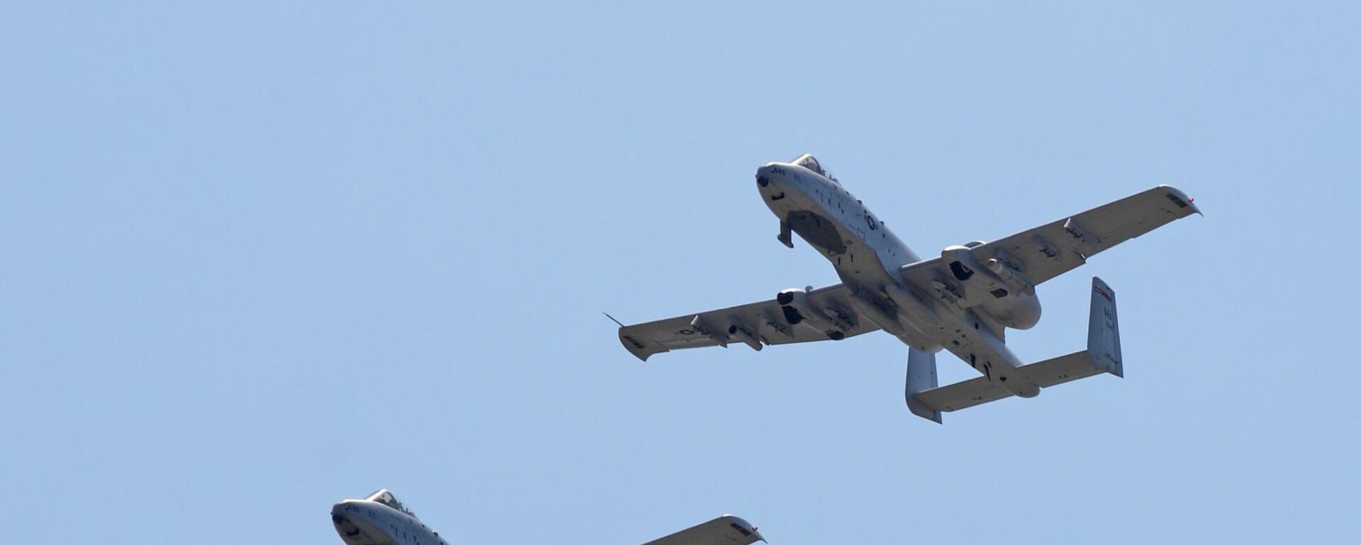 Máy bay cường kích A-10 Thunderbolt II của Không quân Mỹ - Sputnik Việt Nam, 1920, 14.06.2024