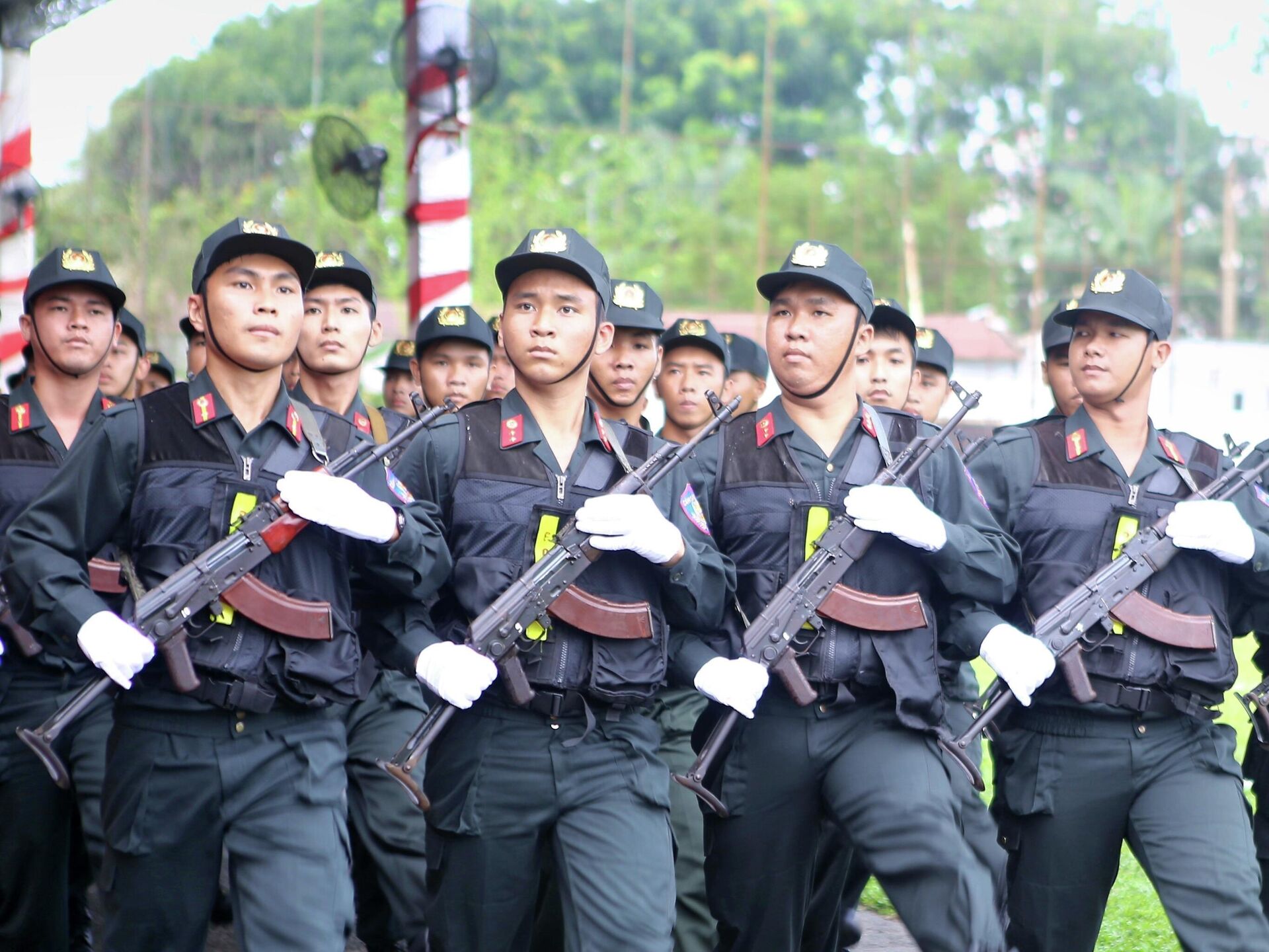 Công an Thành phố Hồ Chí Minh ra mắt Trung đoàn Cảnh sát cơ động dự bị chiến đấu - Sputnik Việt Nam, 1920, 10.08.2022