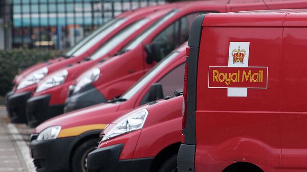 Xe tải chuyển phát thư của Royal Mail ở London - Sputnik Việt Nam