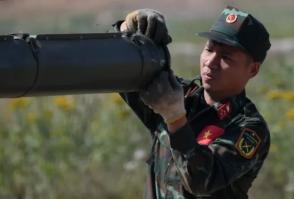 Chuẩn bị cho cuộc thi xe tăng tại Hội thao Quân sự quốc tế (Army Games 2022). Chuẩn bị cho cuộc thi xe tăng tại Hội thao Quân sự quốc tế (Army Games 2022). - Sputnik Việt Nam